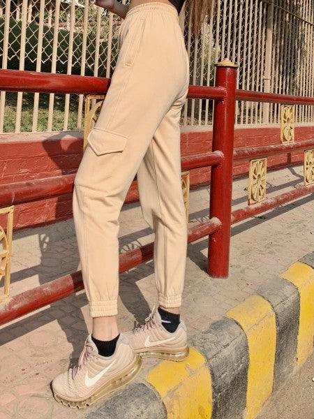 BEIGE JOGGERS (POCKETS) – mynomad